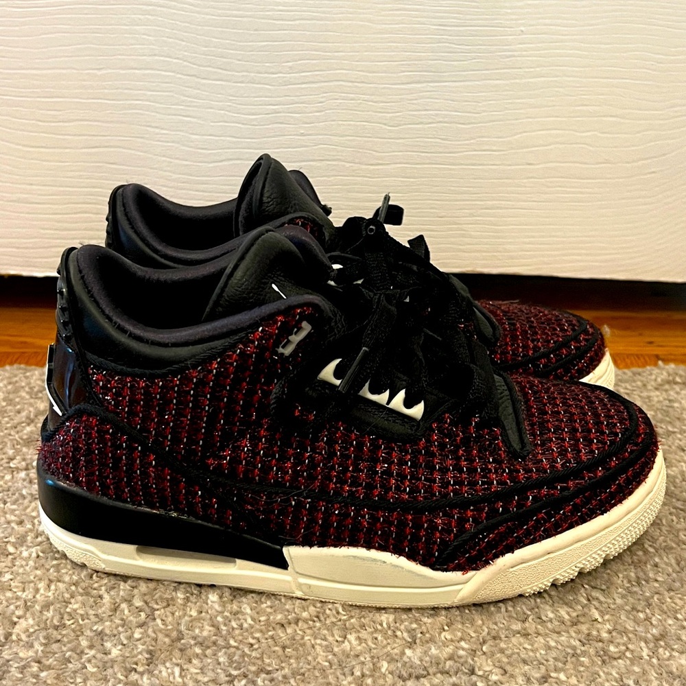 JORDAN 3 Retro AWOK Vogue Women’s Sneakers in University Red Size 6